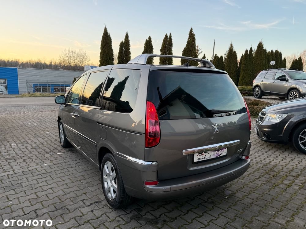 Peugeot 807 HDi 135 Platinum - 6
