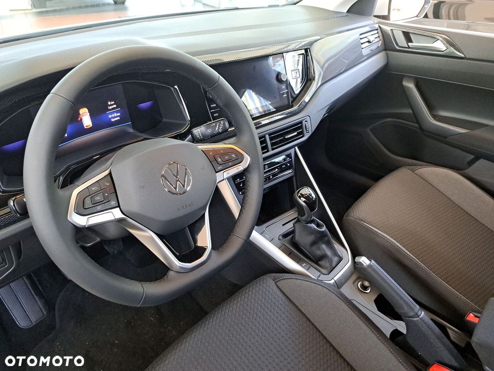Volkswagen Polo - 10