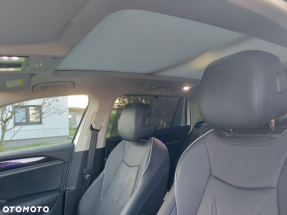 Volkswagen Passat 2.0 TDI SCR DSG 4Motion Elegance - 21