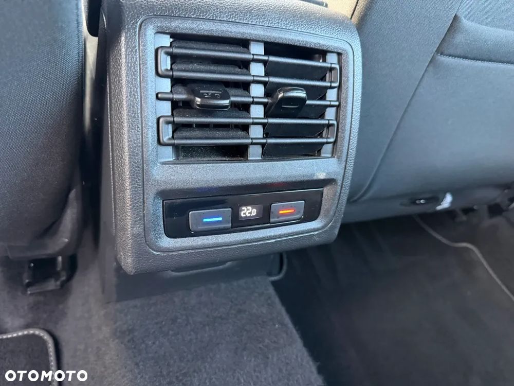 Volkswagen Golf - 14