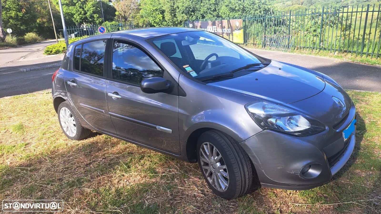 Renault Clio 1.2 TCE Dynamique S - 1