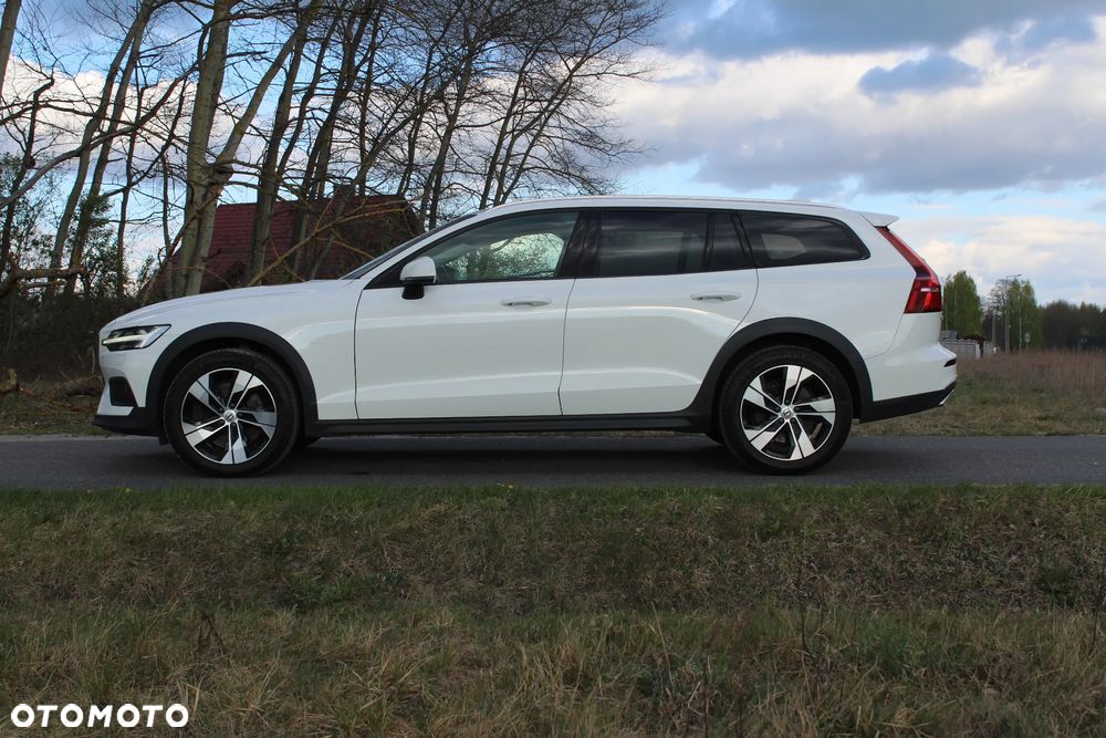 Volvo V60 Cross Country D4 AWD Geartronic - 13