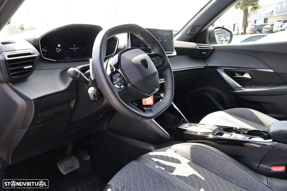 Peugeot 2008 1.2 Hybrid Allure e-DCS6 - 13