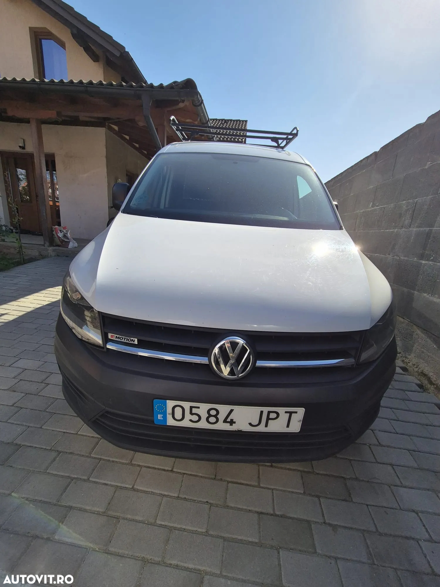 Volkswagen Caddy - 10