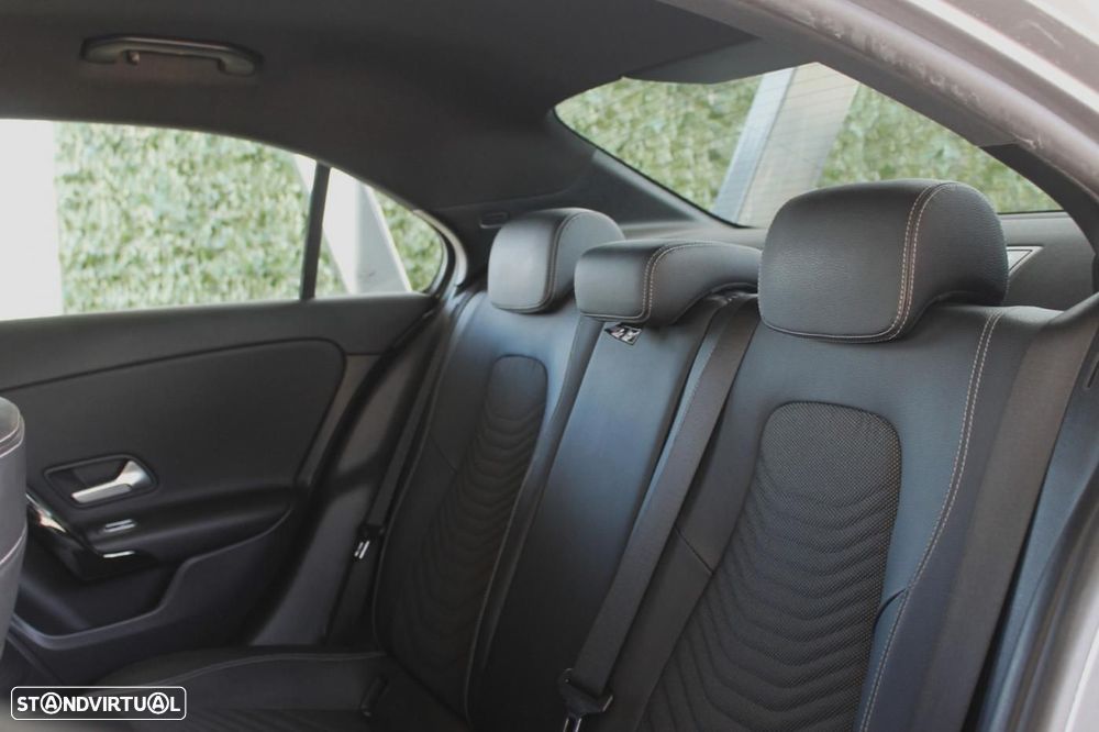 Mercedes-Benz A 180 Limousine d Style Aut. - 14