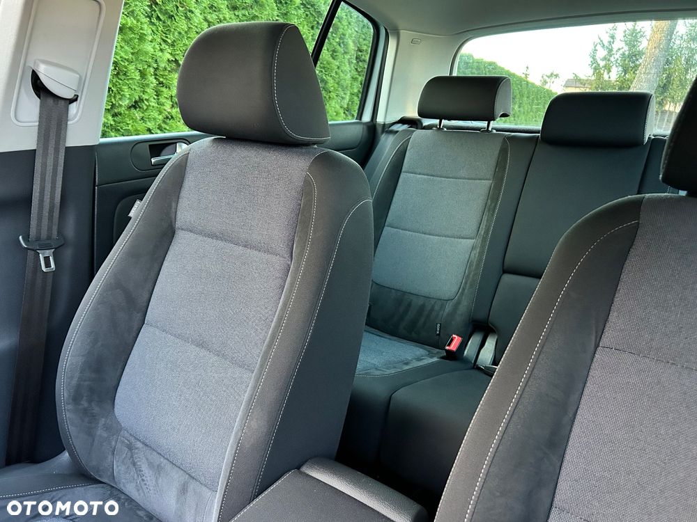 Volkswagen Golf Plus 1.6 TDI DPF DSG Style - 16