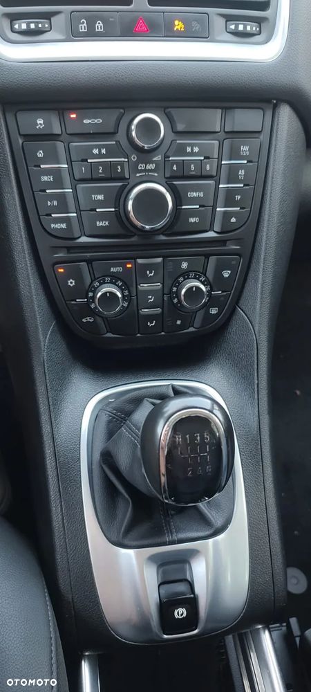 Opel Meriva - 13