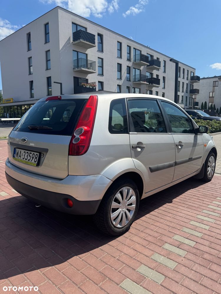 Ford Fiesta 1.3 - 4