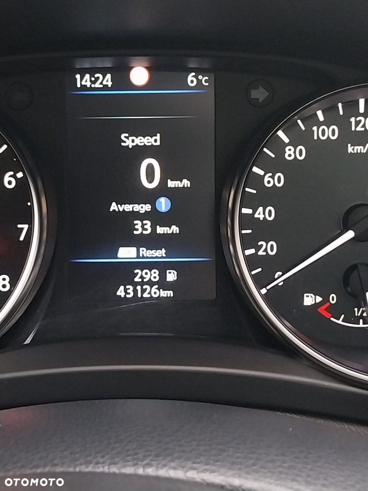 Nissan Qashqai 1.3 DIG-T N-CONNECTA - 16