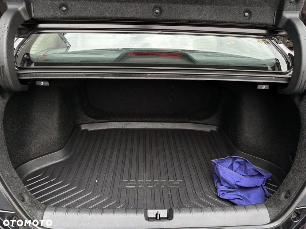 Honda Civic 1.5 i-VTEC Turbo CVT Executive - 36