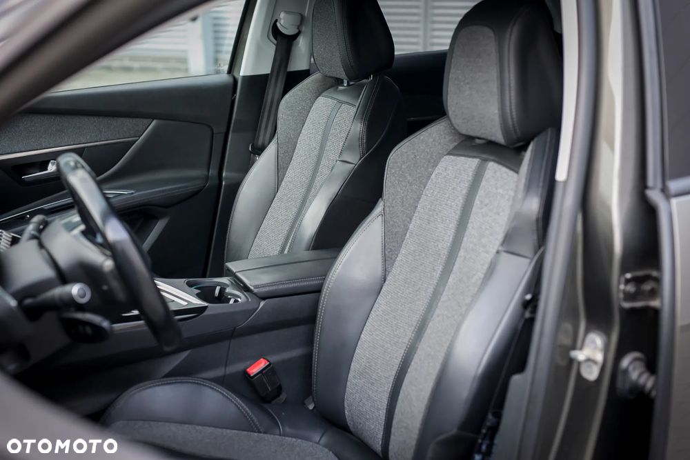 Peugeot 3008 1.6 BlueHDi Allure S&S - 25