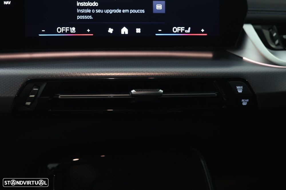 BMW iX1 xDrive30 Pack Desportivo M - 4