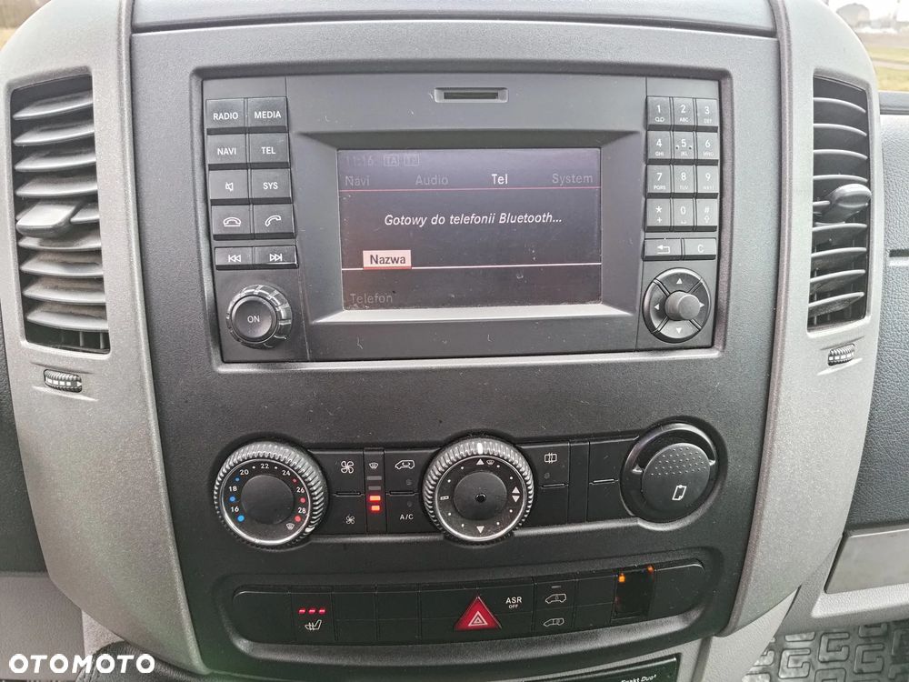 Mercedes-Benz Sprinter - 16
