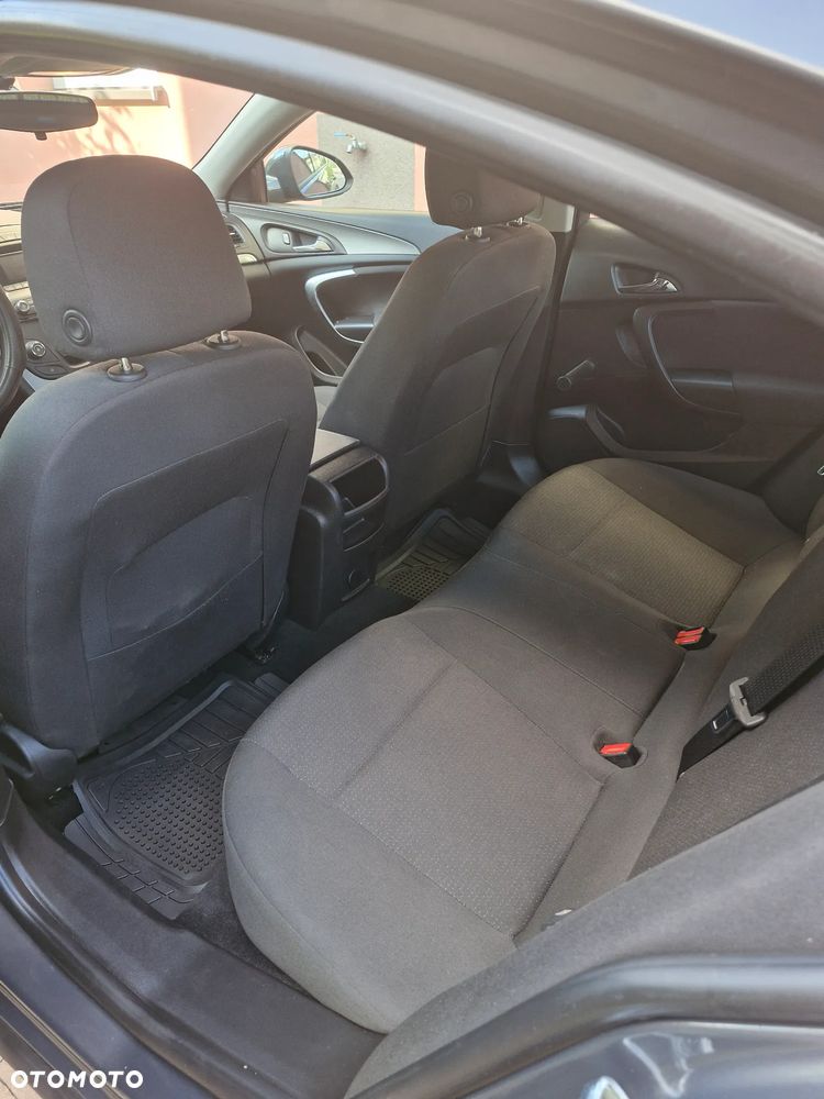 Opel Insignia 1.8 - 11