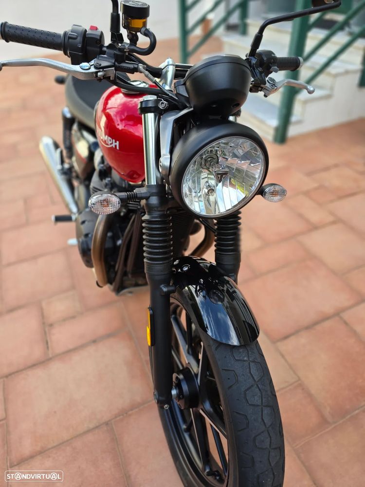 Triumph Street Twin - 7