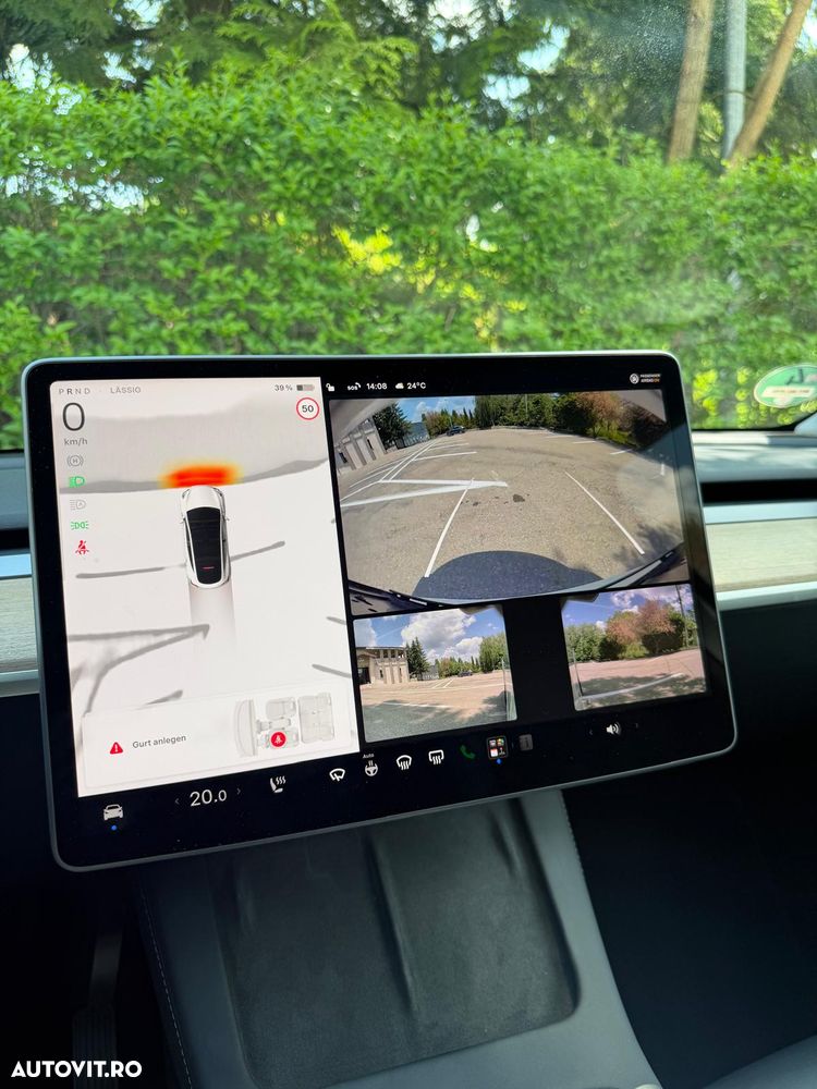 Tesla Model Y Long Range Dual Motor AWD - 23