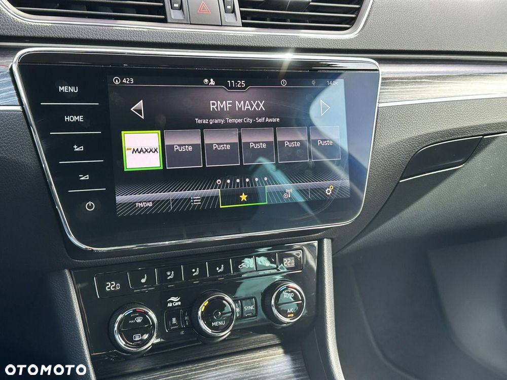 Skoda Superb 2.0 TDI SCR Style DSG - 24