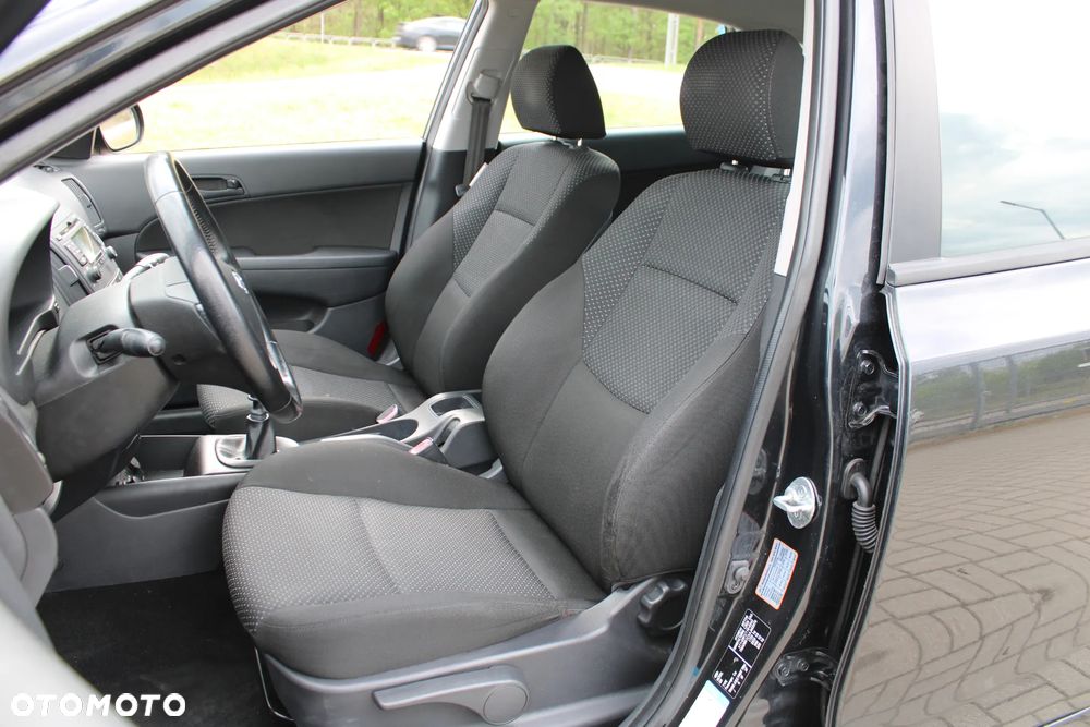 Hyundai i30 - 19