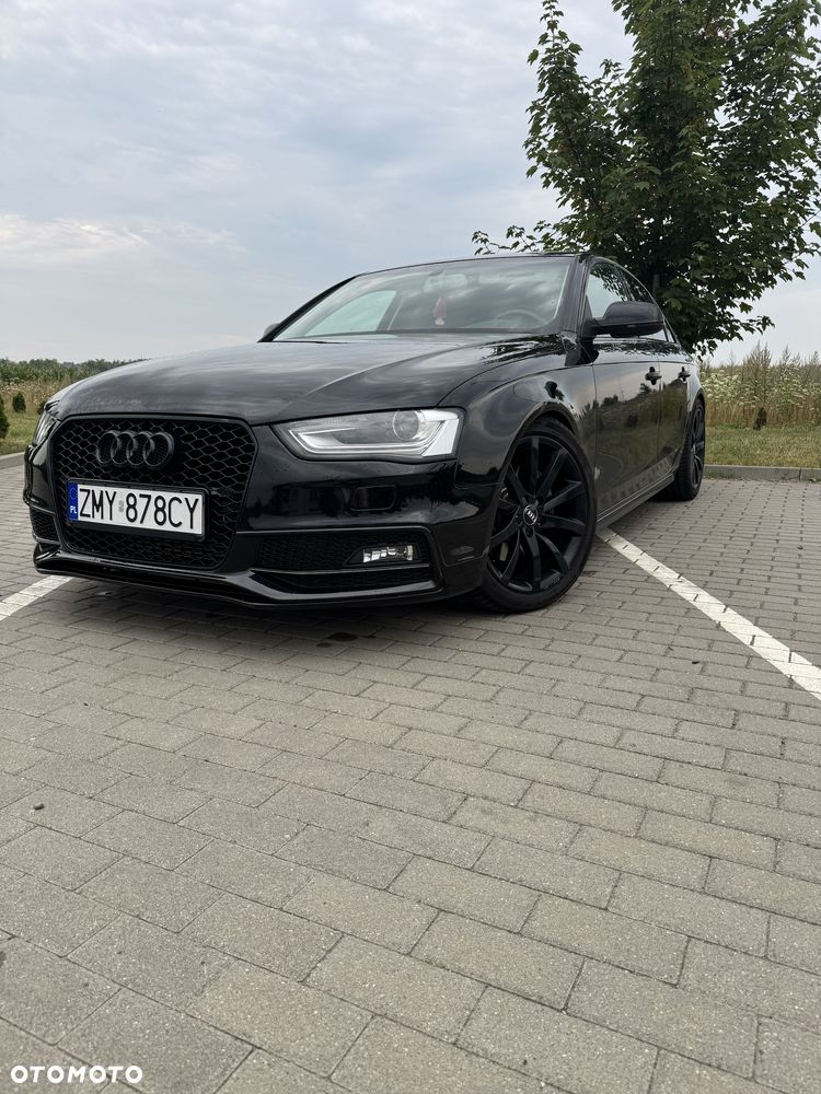 Audi A4 Limousine - 1