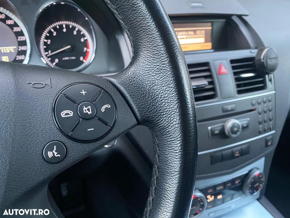 Mercedes-Benz C - 18