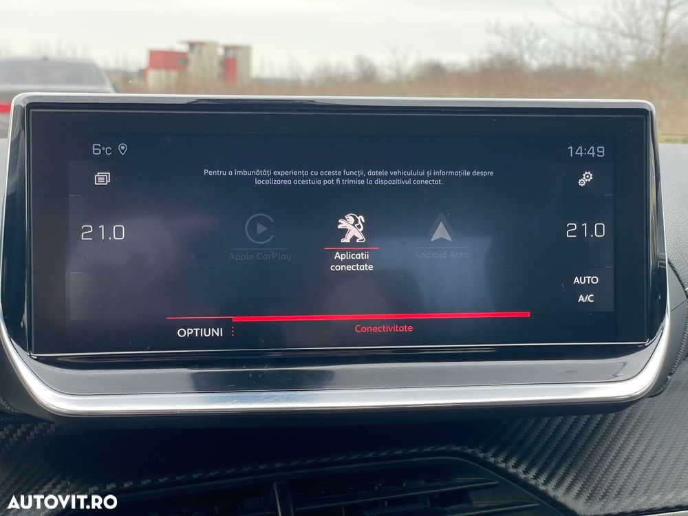 Peugeot 208 1.2 L PureTech STT EAT8 GT Line - 23