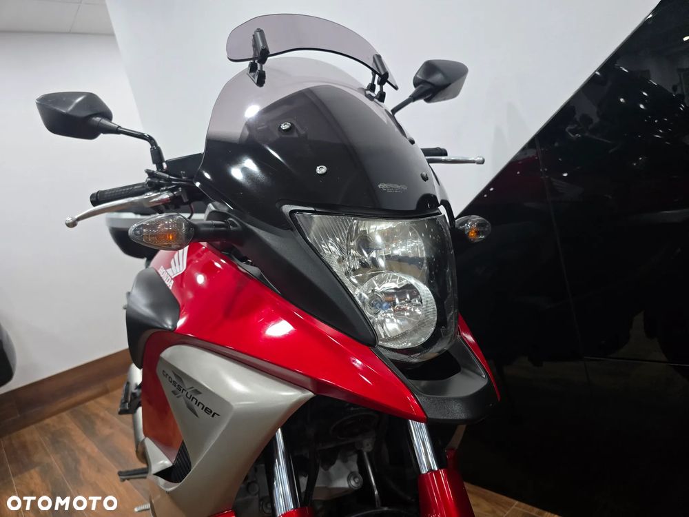 Honda VFR - 19