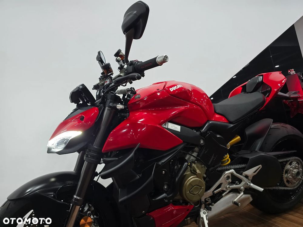 Ducati Streetfighter V4 - 32