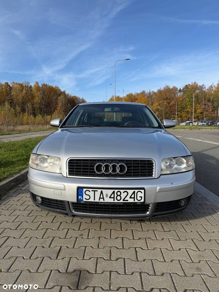 Audi A4 Limousine - 2