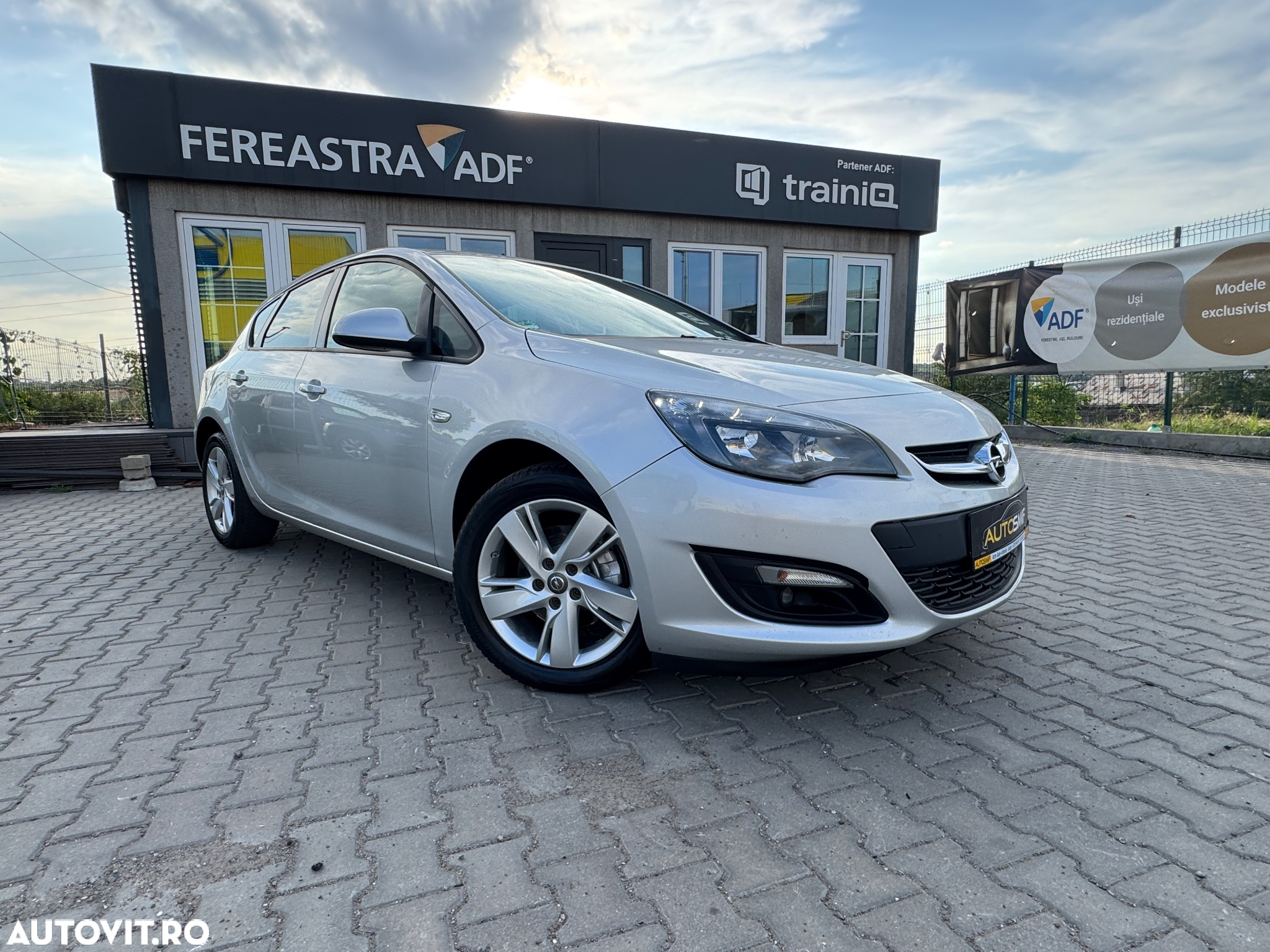 Opel Astra 1.6 CDTI DPF ecoFLEX Start/Stop Selection - 3