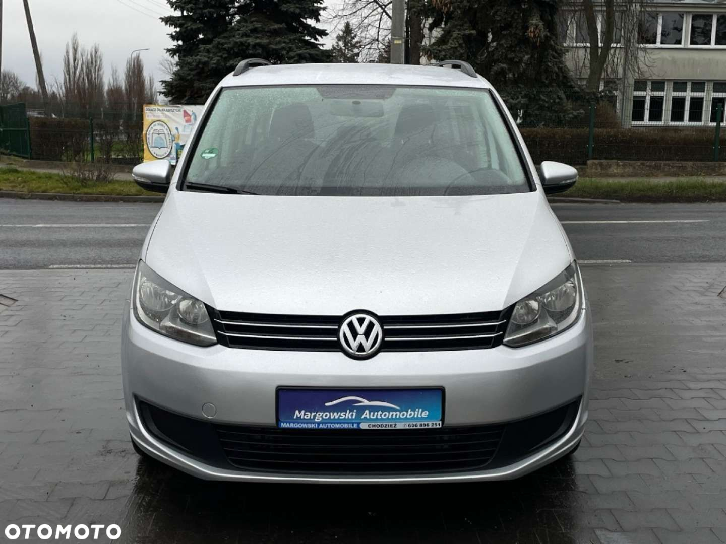 Volkswagen Touran - 3