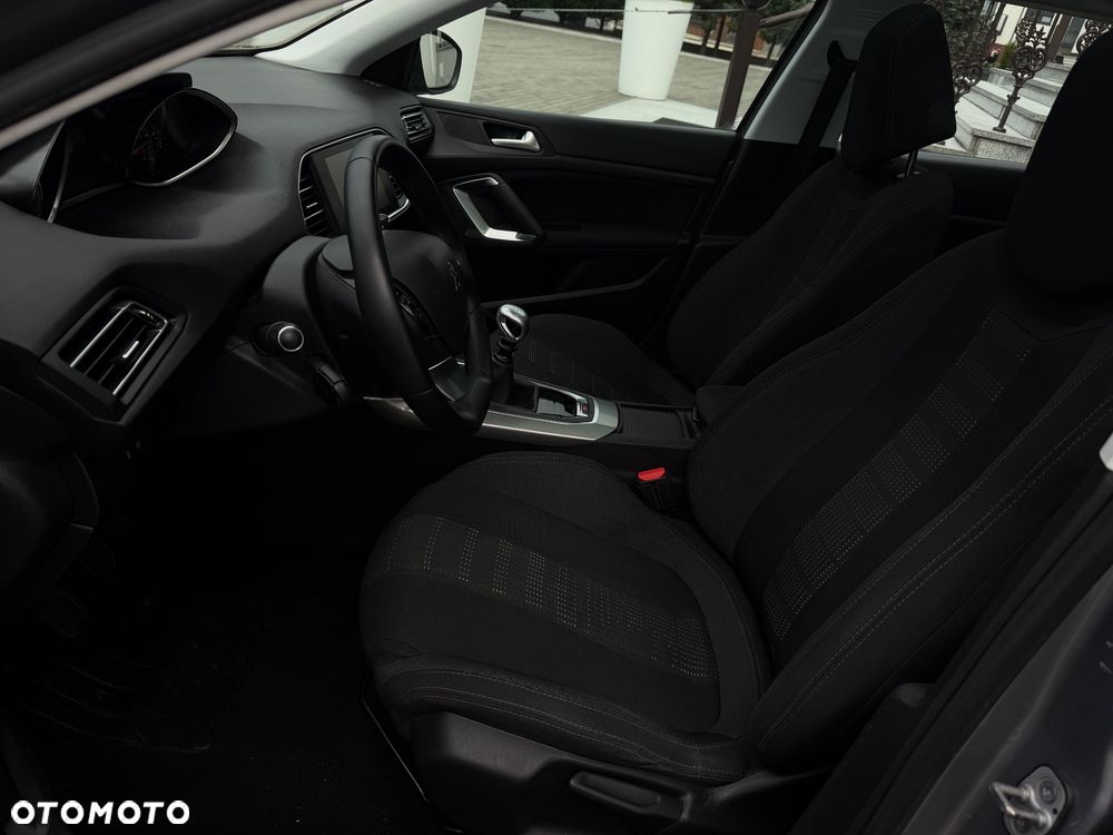 Peugeot 308 BlueHDi FAP 120 Stop&Start Style - 28