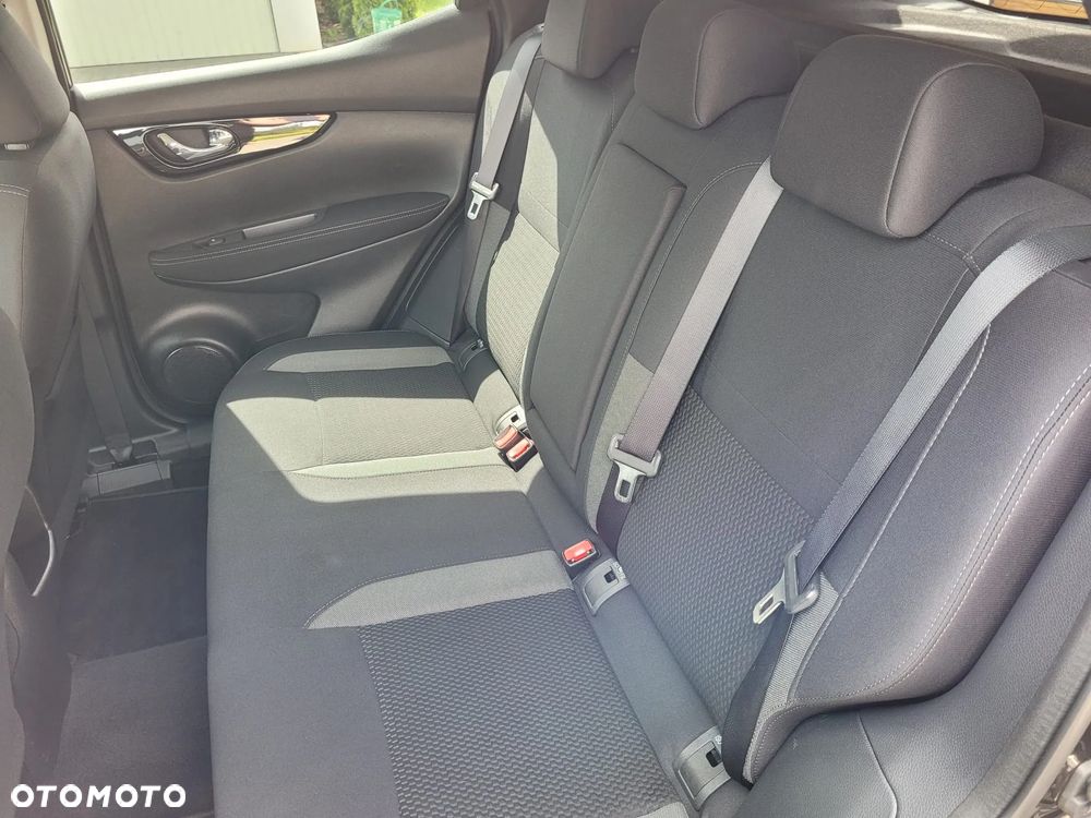 Nissan Qashqai 1.5 dCi DPF acenta - 9