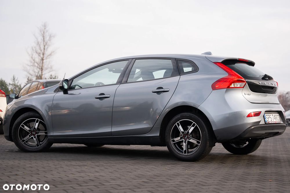 Volvo V40 D2 Geartronic Momentum - 13