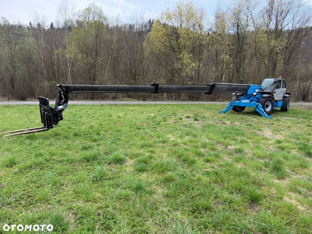 Manitou MT1840. Ładowarka Teleskopowa 18 metrów wysuw! UDŹWIG 4 TONY! Przebieg 2600 mtg. jak Nowa z SALONU. 2016 rok. z Norwegii z Gospodarstwa rolnego! Silnik PERKINS Turbo 110 km. Aktualne Serwisy w Dekra. Nowy Model sterowane wszystko z 1 dżojstika. Ani deka luzów czy wycieku. OKAZJA! Jazda REWERS + 4 biegi. Skręt 3 tryby. Wyjście Hydrauliczne pod przyczepę i oświetlenie, Poziomowanie ośi stabilizatory! Wyjścia Hydrauliczne na maszt! Okazja - 12