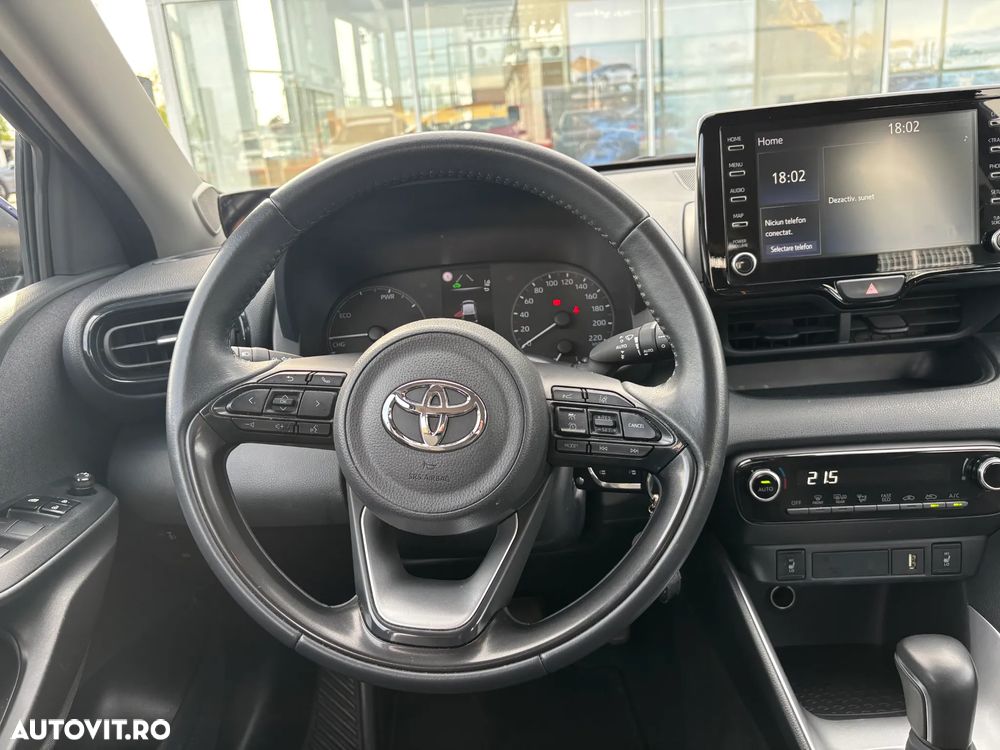 Toyota Yaris 1.5 VVT-i HSD Dynamic - 19