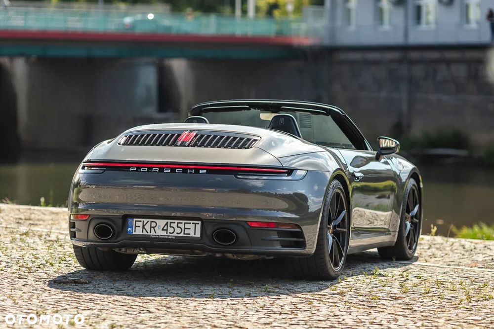 Porsche 911 Carrera S PDK - 12