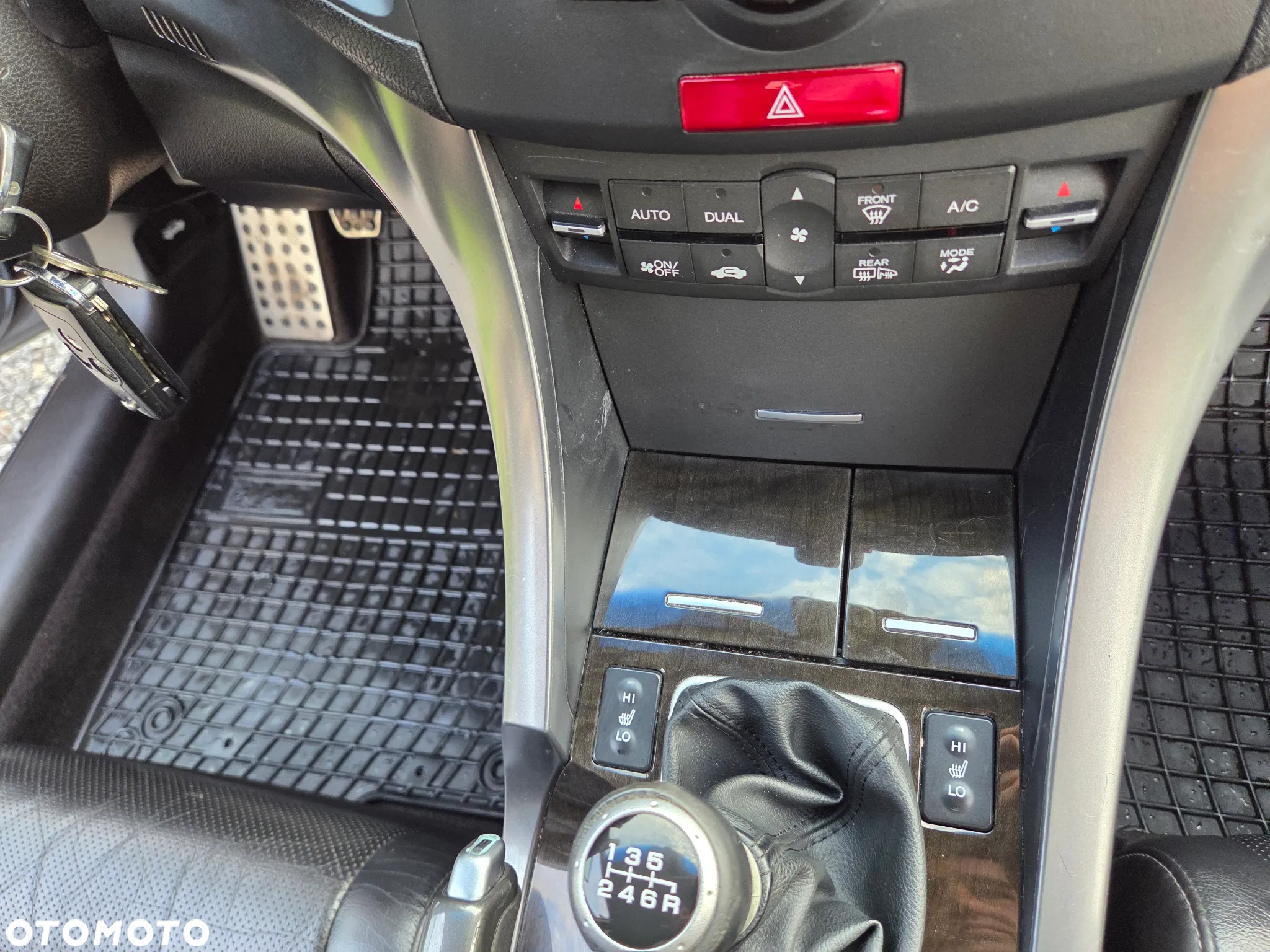 Honda Accord 2.0 Executive - 22