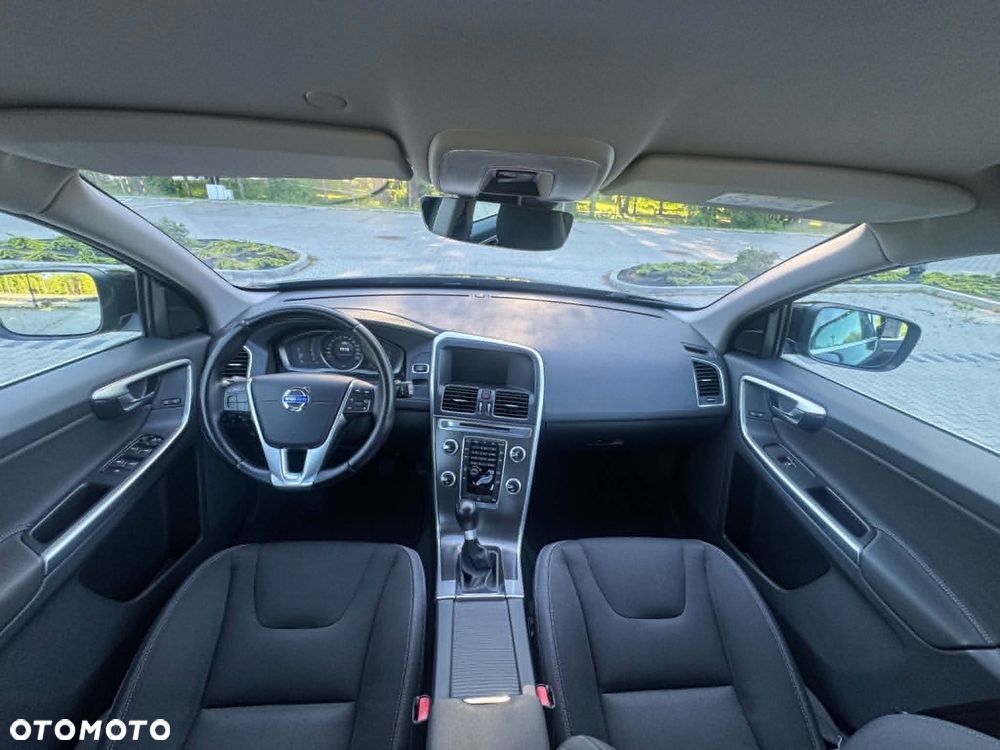 Volvo XC 60 D3 Edition Pro - 9