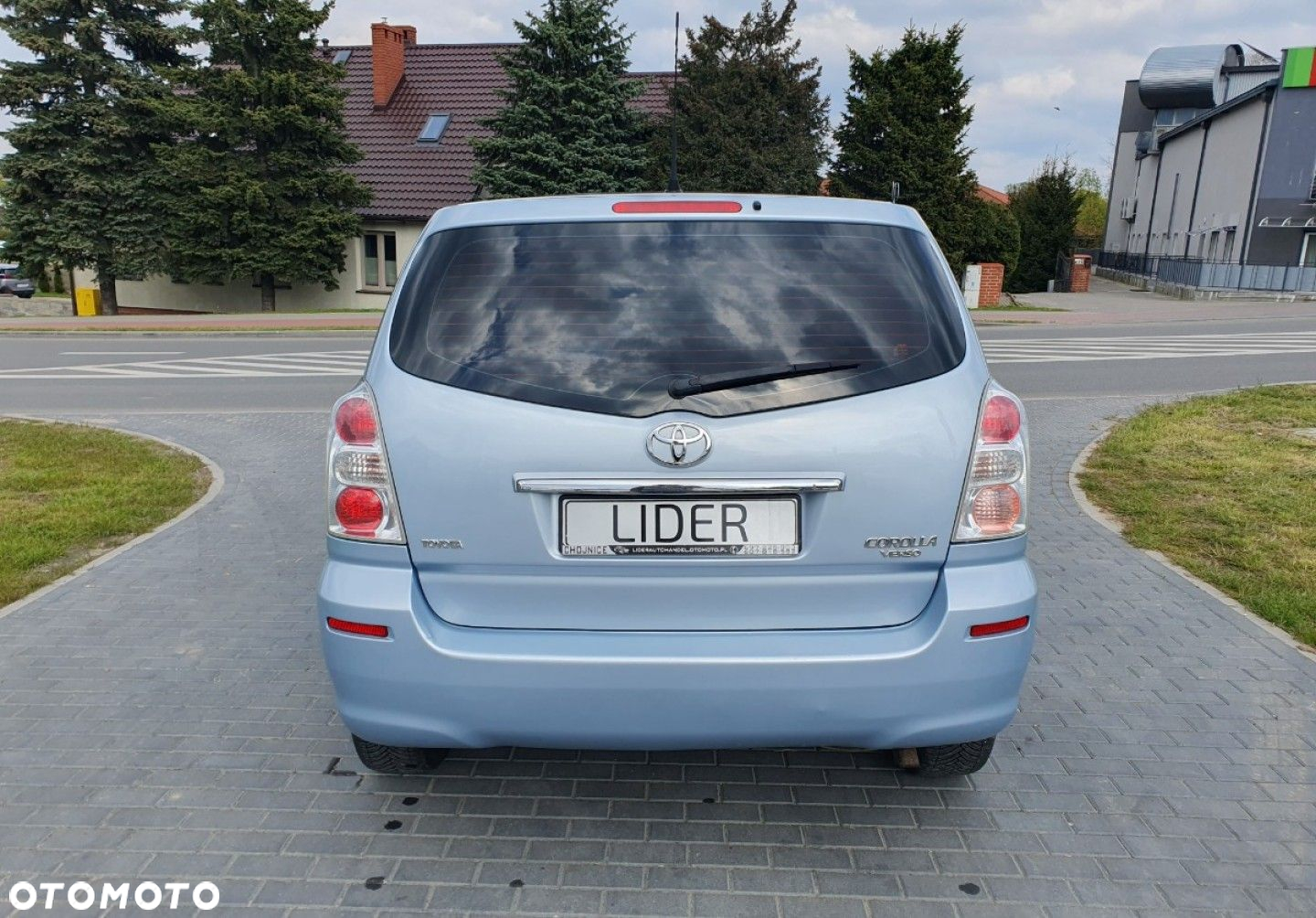 Toyota Corolla Verso - 5