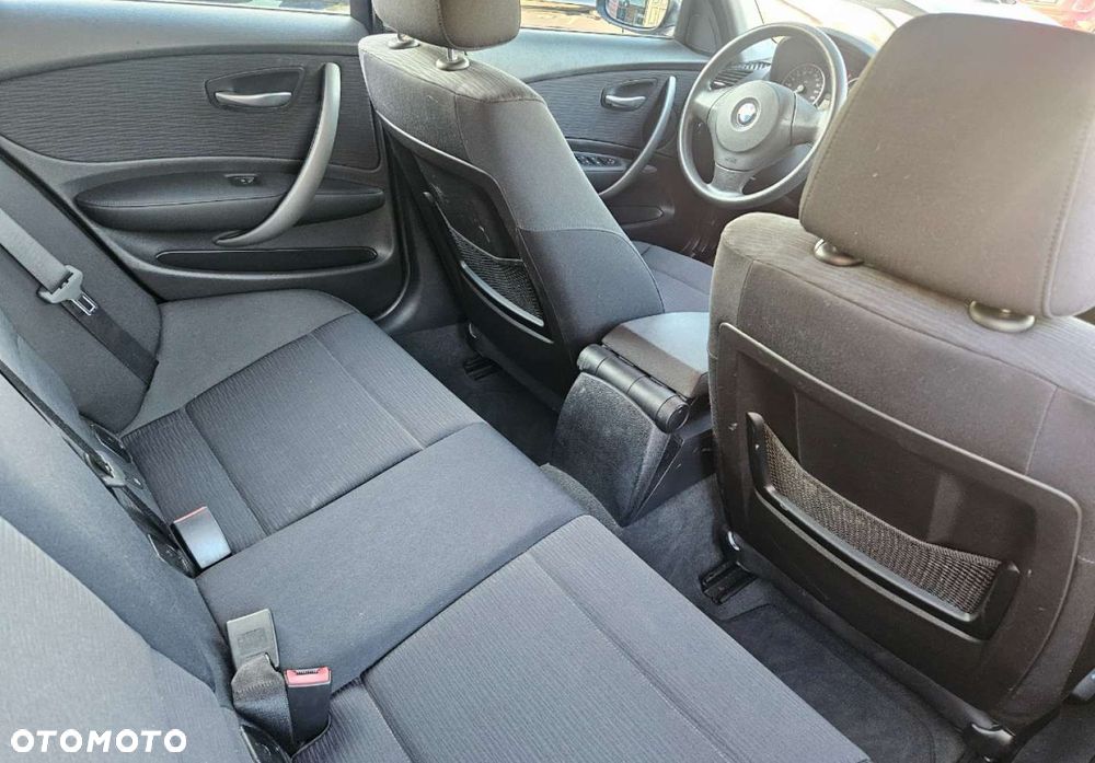 BMW Seria 1 - 12