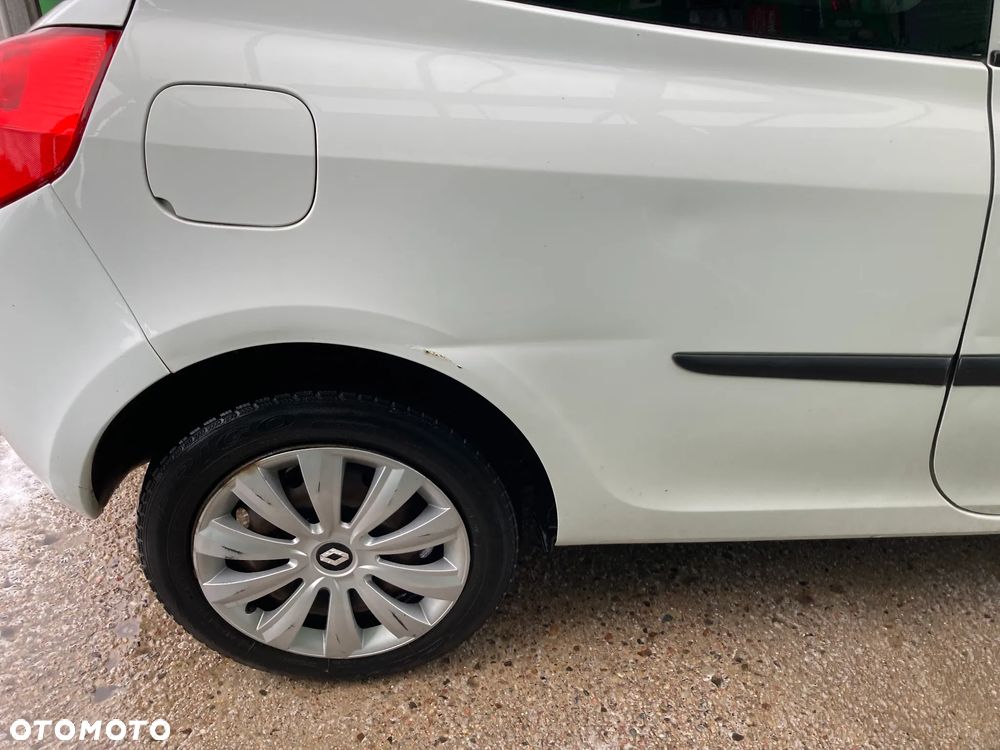 Renault Clio 1.5 dCi Alize - 7