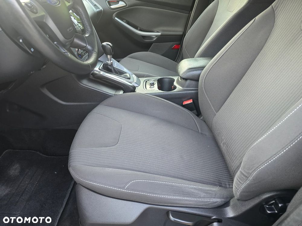 Ford Focus 1.6 EcoBoost Start-Stopp-System Titanium - 22