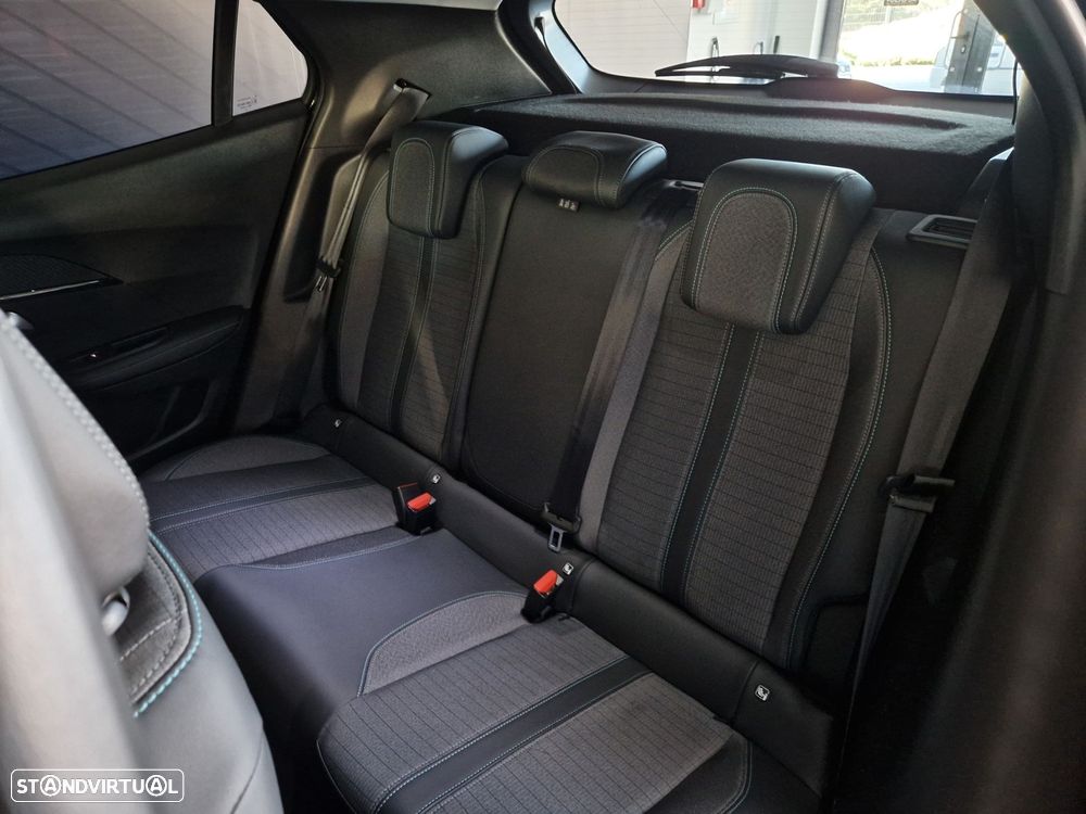 Peugeot 2008 1.5 BlueHDi Allure - 17