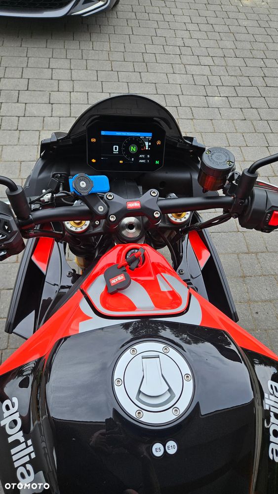 Aprilia Tuono - 9