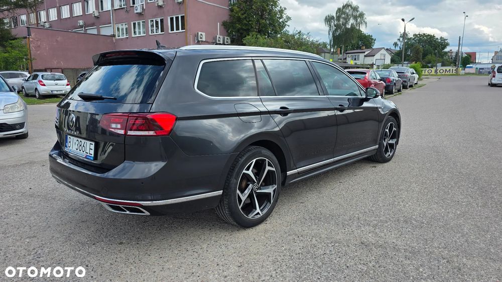 Volkswagen Passat 2.0 TDI Business DSG - 5