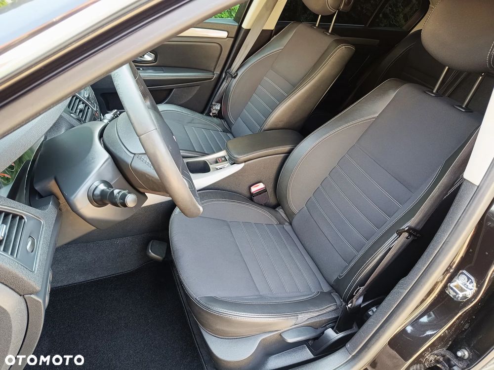 Renault Laguna - 13