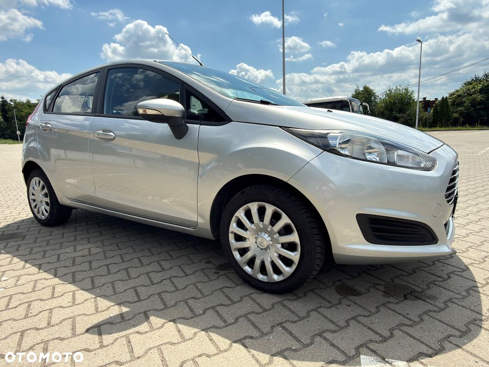 Ford Fiesta 1.25 Champions Edition - 12