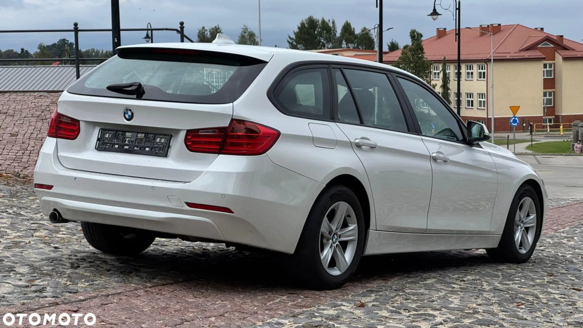 BMW Seria 3 316d - 18