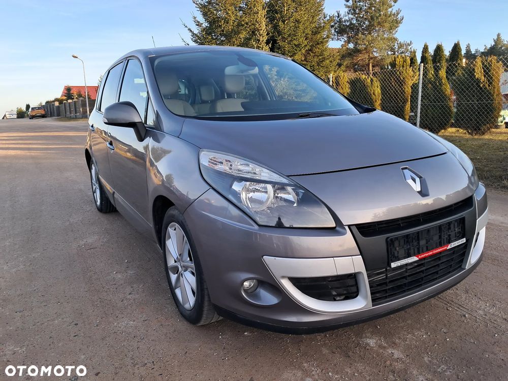 Renault Scenic 1.9 dCi Confort Privilege - 10