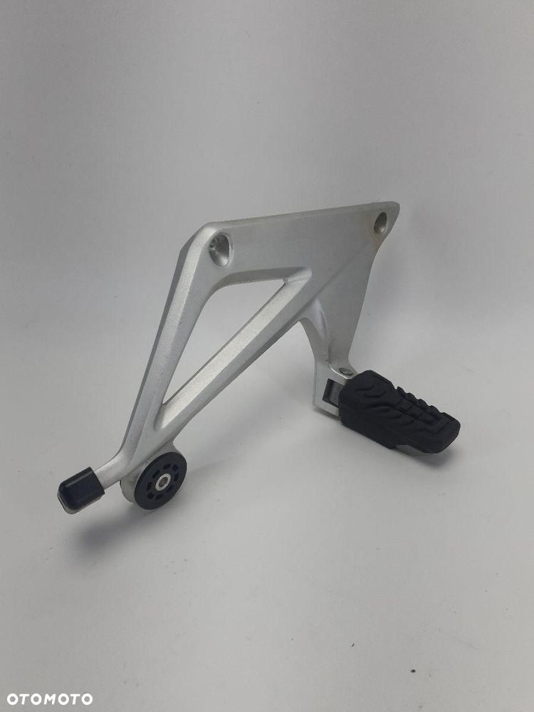 SET TYŁ PRAWY PODNÓŻEK R1250 K52 BMW R 1200 RT 46718534790 - 2